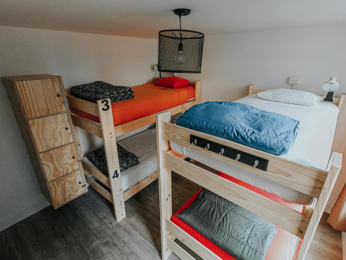 Alpes Lima Kennedy Hostel Bagian luar foto